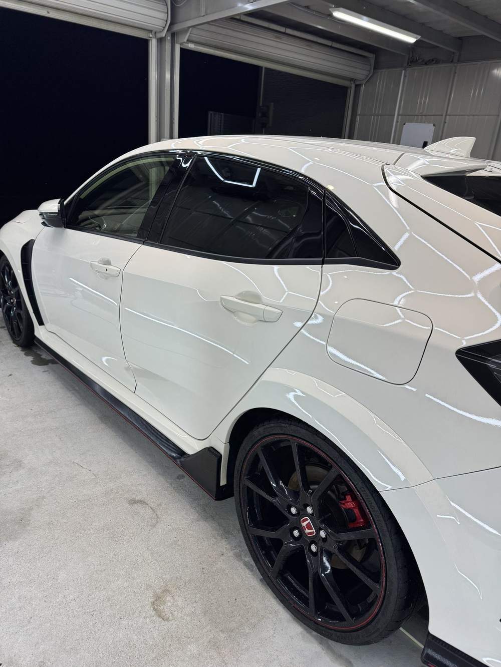TYPE R / SIDE