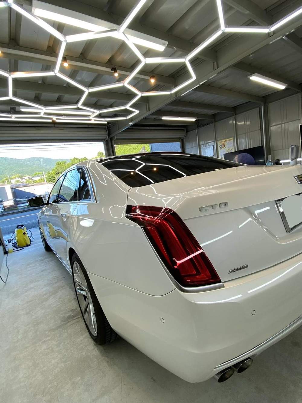 CT6 リア斜め