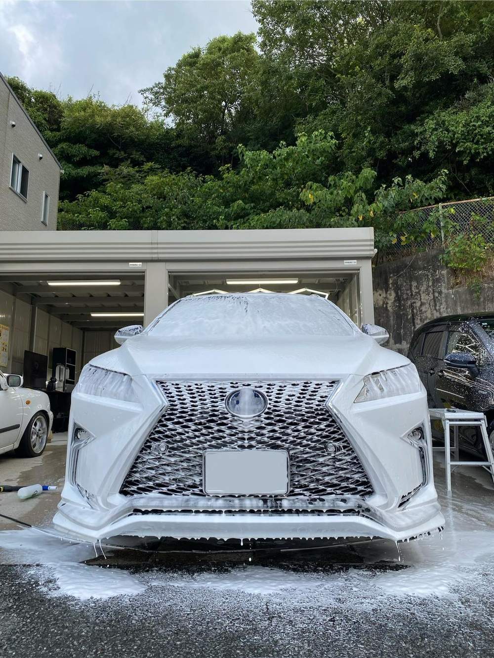 レクサスRXの泡洗車